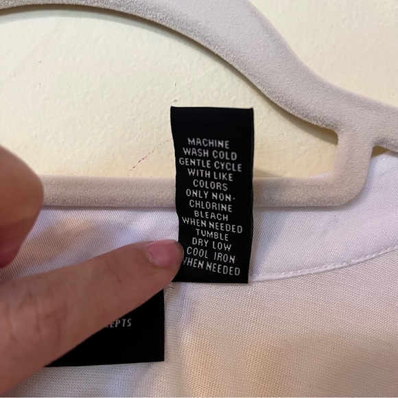 INC White Sleeveless Button-Down Blouse - Size PL - Picture 3 of 6